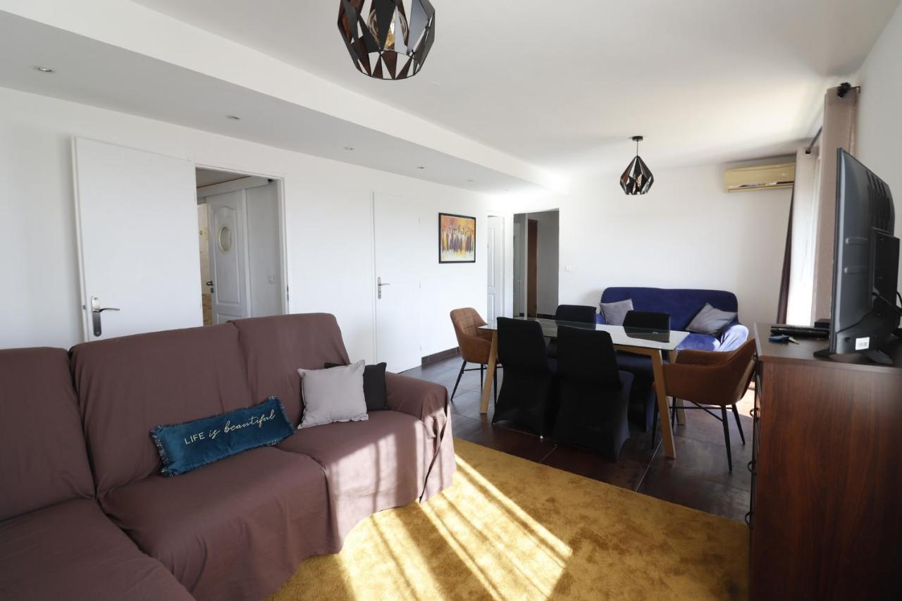 Appartement Lumineux, Proche Du Centre Ville, Parking Prive Montpellier Exteriér fotografie